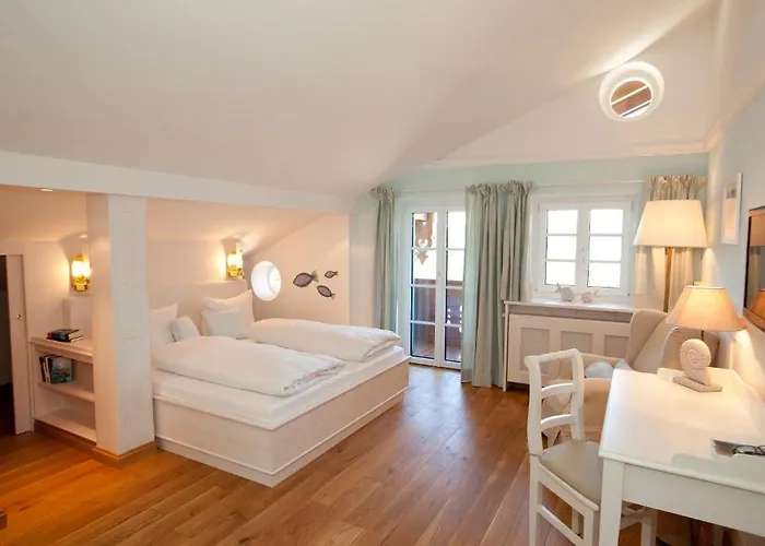 Vendégház Marinella Garni 4*